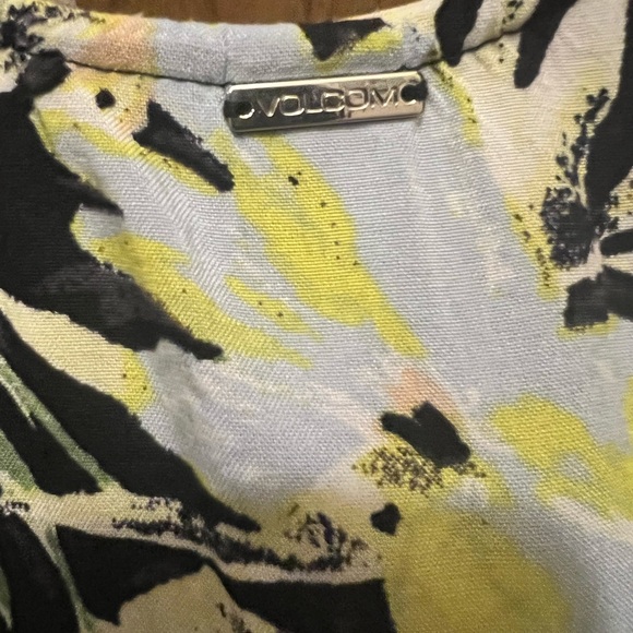 Volcom flowy tank top xs - Picture 6 of 6